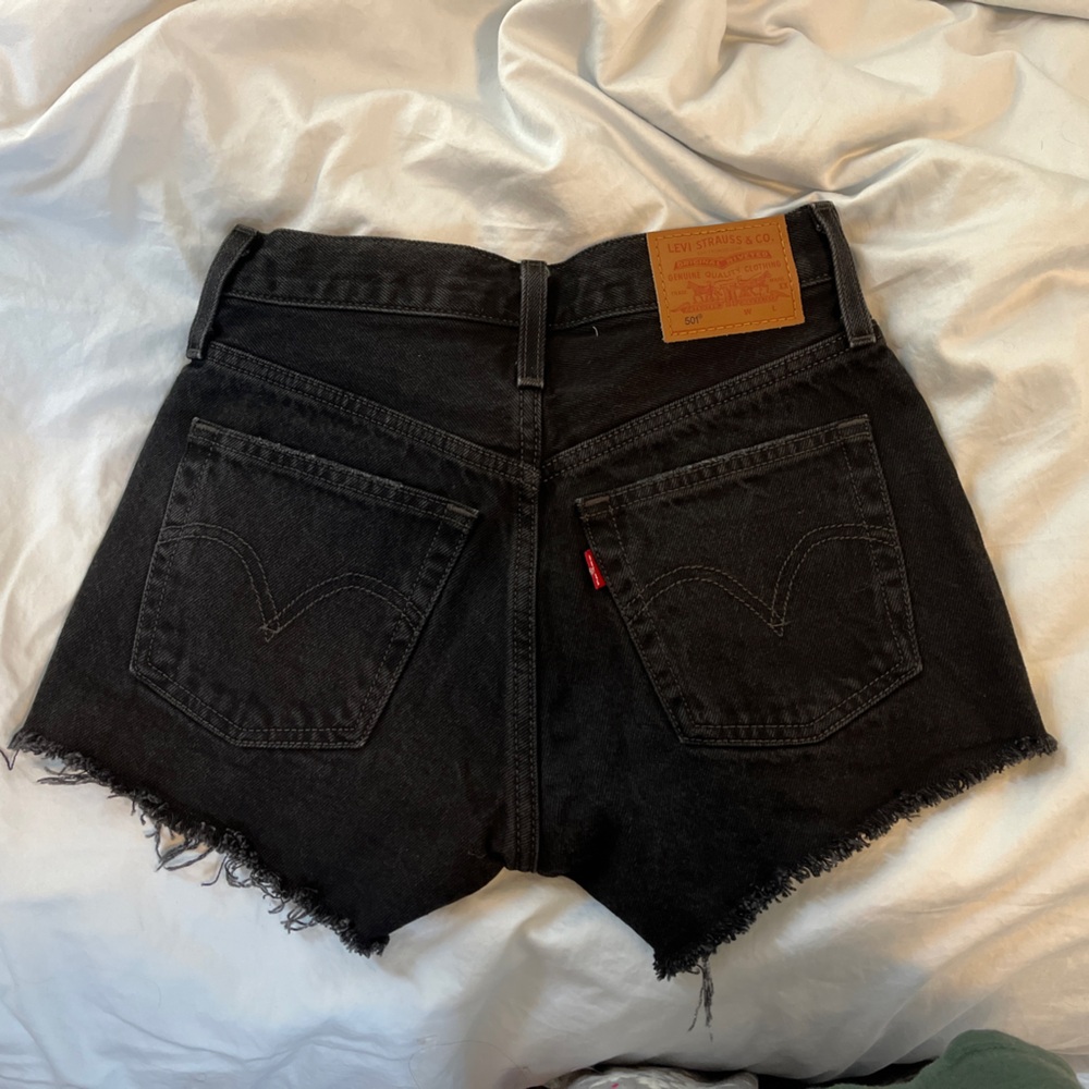 NWOT Levi’s 501 Black High Waist Shorts